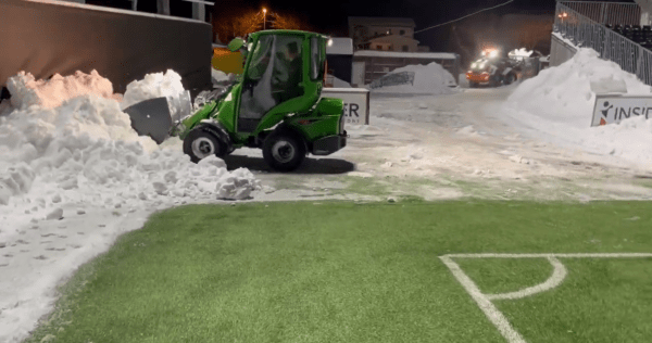 «Κάτασπρο» από το χιόνι το Μπόντο λίγες μέρες πριν το ματς με την Ίντερ (vid)