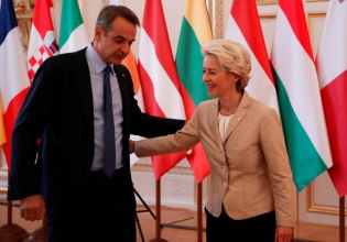 ΣΥΡΙΖΑ για Mercosur: Ο Μητσοτάκης είναι το ίδιο «πρόσωπο» με την φον ντερ Λάιεν – Να πάρει θέση για το τι θα κάνει με τους αγρότες