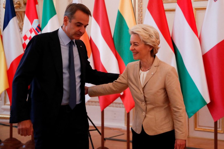 ΣΥΡΙΖΑ για Mercosur: Ο Μητσοτάκης είναι το ίδιο «πρόσωπο» με την φον ντερ Λάιεν – Να πάρει θέση για το τι θα κάνει με τους αγρότες