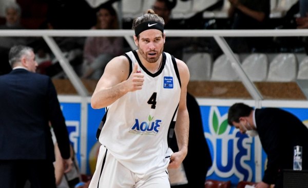 Μπόγρης: «Αυτός είναι ο καλύτερος Έλληνας μπασκετμπολίστας»