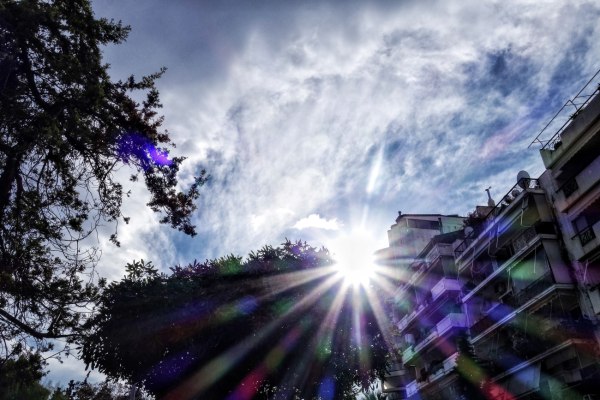 Ανοιξη μέσα στον χειμώνα – Ο υποτροπικός αεροχειμάρρος φέρνει υψηλές θερμοκρασίες