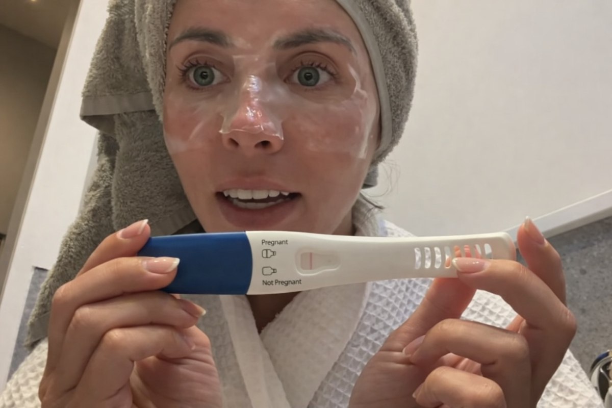 Μπόνι Μπλου: Έγκυος μετά από «μαραθώνιο» σεξ με 400 άνδρες – «Θα ρωτήσω το ChatGPT τι να κάνω»