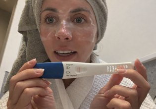 Μπόνι Μπλου: Έγκυος μετά από «μαραθώνιο» σεξ με 400 άνδρες – «Θα ρωτήσω το ChatGPT τι να κάνω»