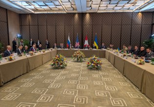 Ουκρανία: Ολοκληρώθηκε η πρώτη ημέρα των διήμερων διαπραγματεύσεων – «Πολύ τεταμένη» η ατμόσφαιρα