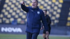 Η πρώτη ομιλία στους παίκτες του Άρη: Τι τους ζήτησε