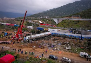 Τέμπη: «Υπήρχε φωτιά κοντά μας, αδιανόητα τυχερή που ζω» – Η ανατριχιαστική μαρτυρία της Ελευθερίας Δρίγκα