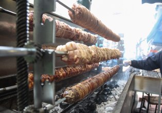 Τσικνοπέμπτη: Πώς επηρεάζουν το παραδοσιακό τραπέζι οι ανατιμήσεις στο κρέας