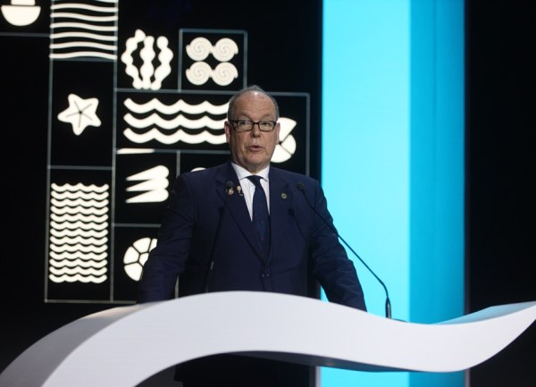 Ο πρίγκιπας Αλβέρτος ανησυχεί για την κατάσταση στη μπασκετική ομάδα της Μονακό