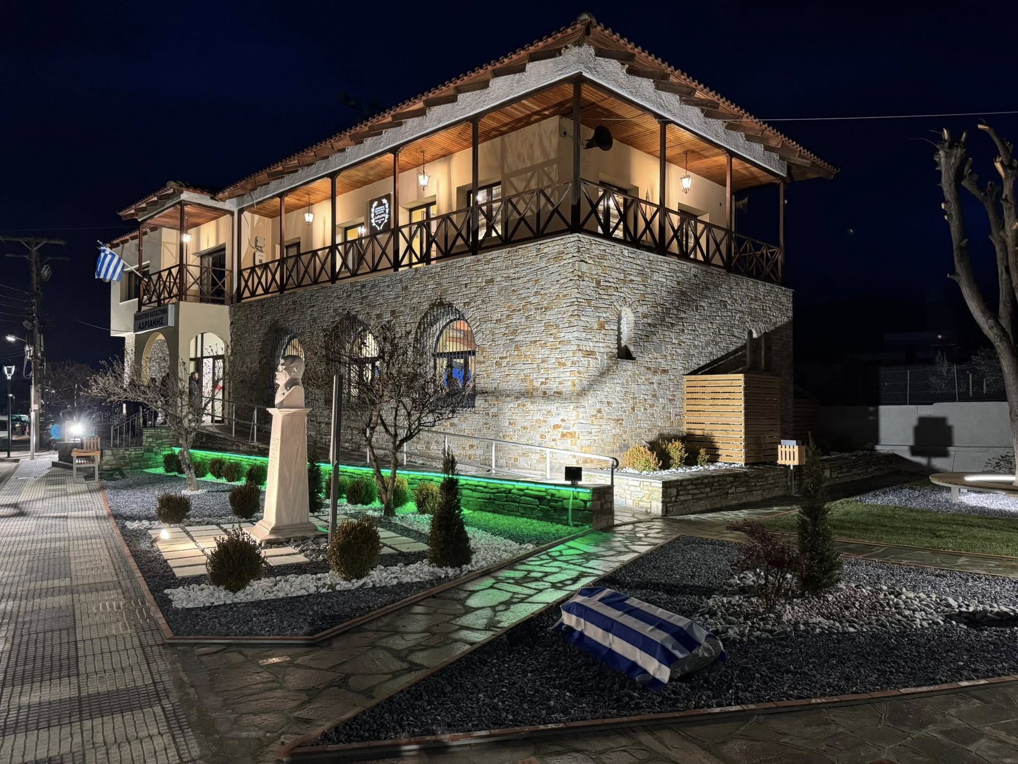 Ονοματοδοσία της κεντρικής πλατείας της Αδριανής στη μνήμη του Στυλιανού Κ. Σαμαρά