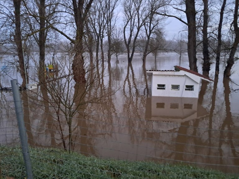 Εβρος: «Το νερό απο ευλογία έγινε για εμάς κατάρα – Οι υποδομές είναι ελάχιστες και απαρχαιωμένες»