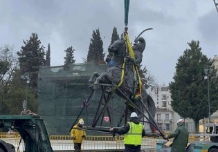 Τρίπολη: Απομακρύνθηκε ο ανδριάντας του Κολοκοτρώνη από την Πλατεία Άρεως για συντήρηση