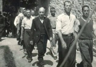 ΚΚΕ: Οι φωτογραφίες των 200 της Καισαριανής δείχνουν το ηθικό μεγαλείο των κομμουνιστών