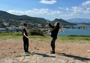 Καθαρά Δεύτερα: Ο Ανδρουλάκης πέταξε χαρταετό με τον 13χρονο γιο του – «Ομάδα που κερδίζει, δεν αλλάζει»