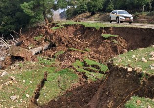 Αποκαλυπτικές φωτογραφίες των καταστροφών στο Δήμο Αγράφων-Έκκληση του Δημάρχου για βοήθεια