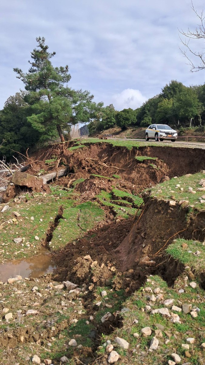 Αποκαλυπτικές φωτογραφίες των καταστροφών στο Δήμο Αγράφων-Έκκληση του Δημάρχου για βοήθεια