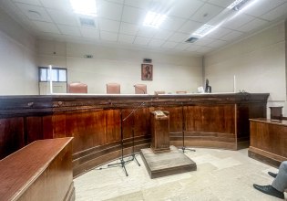 Ιστορίες για γέλια και για κλάματα στο Αυτόφωρο