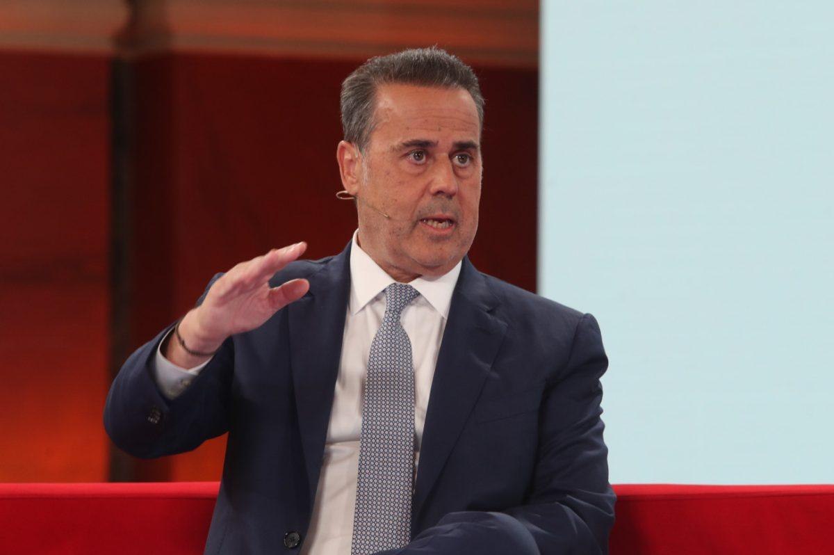 Παπασταύρου: Συνεργασία μεταξύ ΥΠΕΝ και Τοπικής Αυτοδιοίκησης για την ενίσχυση της ανακύκλωσης και της κυκλικής οικονομίας