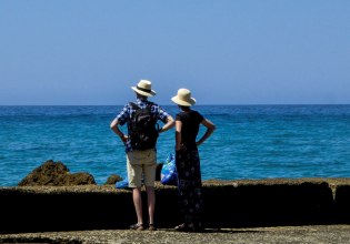 Έρευνα: Ποιους ελληνικούς προορισμούς επιλέγουν οι τουρίστες εκτός Ευρώπης (πίνακες)