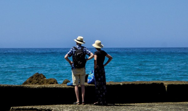 Έρευνα: Ποιους ελληνικούς προορισμούς επιλέγουν οι τουρίστες εκτός Ευρώπης (πίνακες)