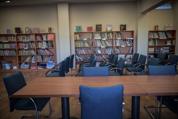 Η μεγάλη επιστροφή στα χάρτινα βιβλία