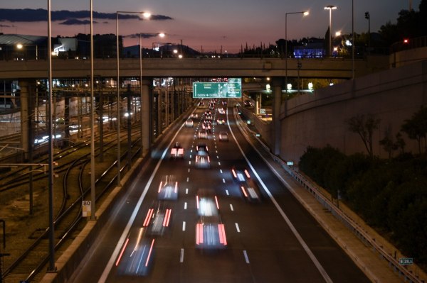 Καθαρά Δευτέρα: Σε εξέλιξη η έξοδος των εκδρομέων για το τριήμερο – Ποιοι δρόμοι είναι στο «κόκκινο»