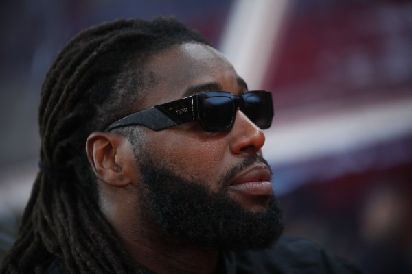 ΚΑΕ Ολυμπιακός: «Ο Λεσόρ πέταξε μπανάνα στον κόσμο»