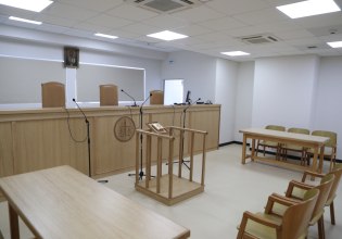 Έφτασε η ώρα του εισαγγελέα στη δίκη για τις υποκλοπές – Τι θα ακολουθήσει