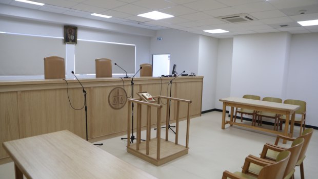 Έφτασε η ώρα του εισαγγελέα στη δίκη για τις υποκλοπές – Τι θα ακολουθήσει