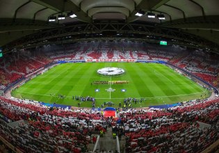 Ολυμπιακός: Θερμή υποδοχή στην αποστολή στις Σέρρες (vid)