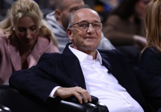 Αγωγή του προέδρου της ΕΟΚ, Βαγγέλη Λιόλιου, σε πρόεδρο ΚΑΕ