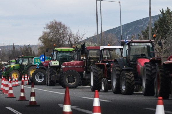 The Expla-in Project: Ποιοι «κλείνουν» τις εθνικές οδούς; Τι κάνουν οι αγρότες;