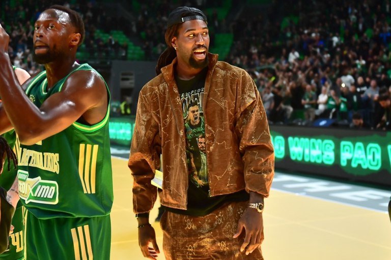 Η… ιδιαίτερη ανάρτηση του Λεσόρ: «Ευτυχώς δεν τσακώθηκα με τη μητέρα μου, θα είχα μπερδέψει το ΣΕΦ και το ΟΑΚΑ»