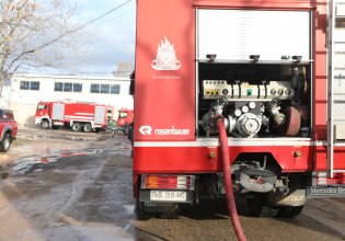 Στις φλόγες δύο ΙΧ στην Κηφισιά