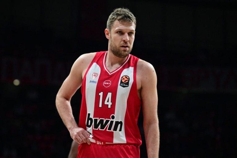 Μια νίκη θα δώσει εισιτήριο τετράδας