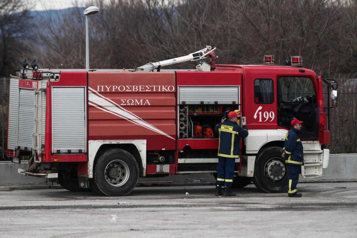 Εμπρησμός τελικά η φωτιά σε επιχείρηση στα Χανιά – Συνελήφθησαν οι εμπρηστές, στο εξωτερικό ο ηθικός αυτουργός