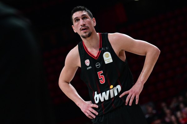 Ολυμπιακός: Τραυματίστηκε ο Λαρεντζάκης