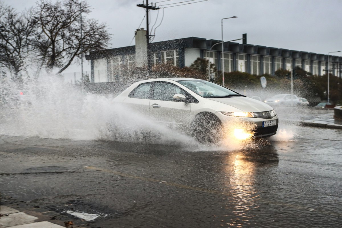 Δεκαήμερο βροχών προβλέπει ο Καλλιάνος – Ποια θα είναι η πιο επικίνδυνη ημέρα