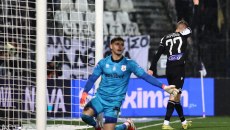 ΠΑΟΚ – Πανσερραϊκός 4-1: Νίκη για τα αδικοχαμένα παιδιά του – Συγκλονιστικές στιγμές στην Τούμπα (vids)