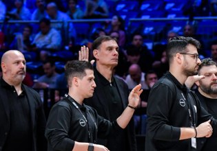 Επεισόδιο Μπαρτζώκα με οπαδό μετά το τέλος του παιχνιδιού με την Ντουμπάι (vid)