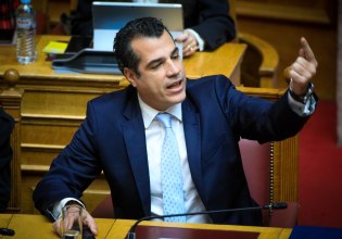 Προκλητικός Πλεύρης για τραγωδία στη Χίο, είπε μόνο «συγχαρητήρια» – Ενημέρωση και εξηγήσεις ζητά η αντιπολίτευση