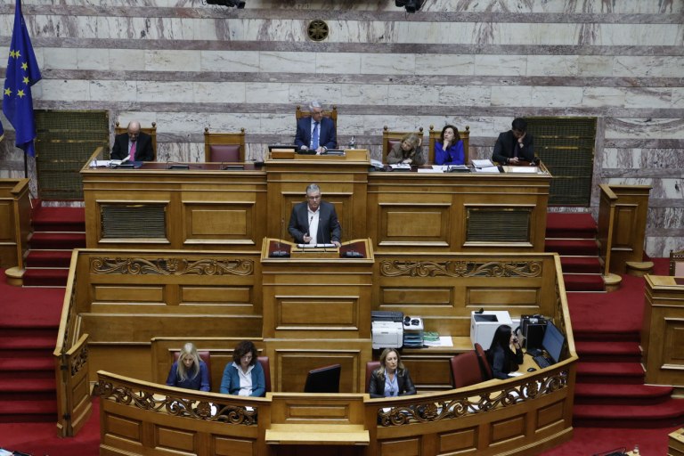 Βουλή: «Όχι» στην άρση ασυλίας Κουτσούμπα για τα οικονομικά του ΚΚΕ – «Ναι» στην άρση του Δημήτρη Μάντζου