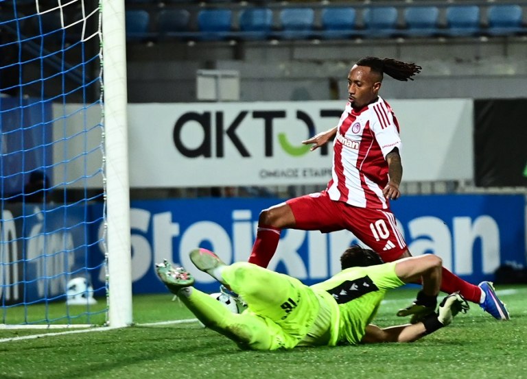 Αστέρας Τρίπολης – Ολυμπιακός: Το 3-0 από τον Ζέλσον Μαρτίνς με προβολή (vid)