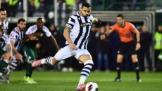 Άνοιξε το σκορ ο ΠΑΟΚ στη Λεωφόρο με πέναλτι του Γιακουμάκη (vid)