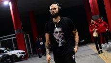 Ολυμπιακός: Με μπλουζάκι Μπαρτζώκα ο Φουρνιέ (pics)