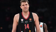 Βεζένκοφ: «Κάθε εβδομάδα πρέπει να δίνουμε το 100%»