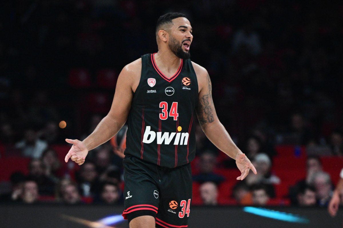 Ολυμπιακός: Θλάση ο Κόρι Τζόσεφ