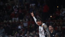 Χάκετ για την αποθέωση στο ΣΕΦ: «Θα το δείχνω στα παιδιά μου»