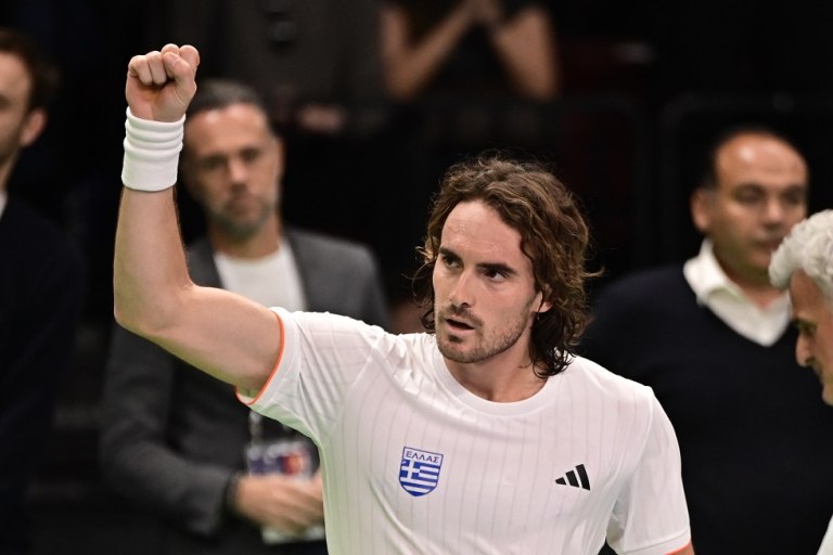 Τσιτσιπάς για το γήπεδο: «Έχω να παίξω πάνω από μία δεκαετία σε τόσο κακό κορτ»