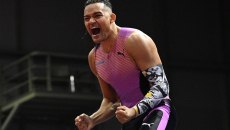 Στα 5,90μ. «πέταξε» ο Εμμανουήλ Καραλής στο «Fly Athens Indoor»!