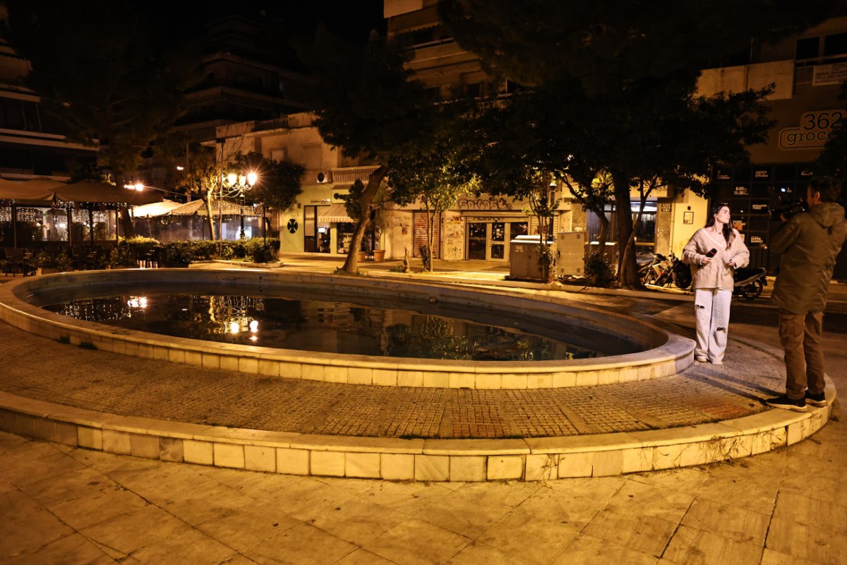 Σε κρίσιμη κατάσταση το κοριτσάκι που έπεσε σε σιντριβάνι στην Καλλιθέα – Της έκαναν ΚΑΡΠΑ επί 40 λεπτά